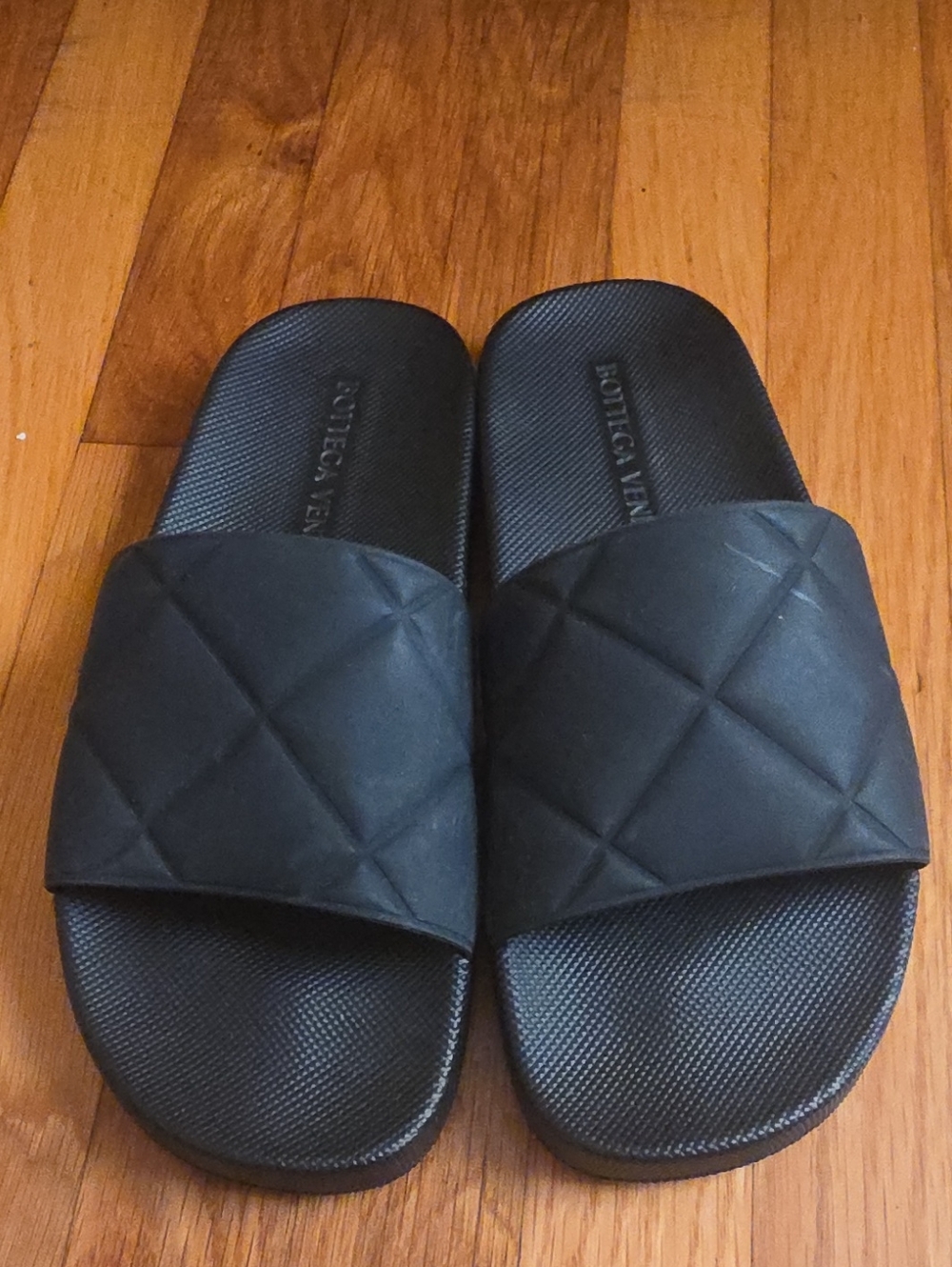 Bottega Veneta Black Rubber Slides - 7.5